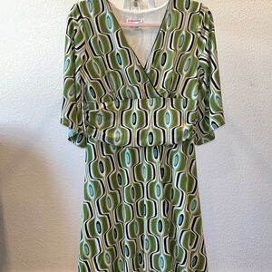 Vintage 90s Green geometric Midi Sundress with bell Sleeves